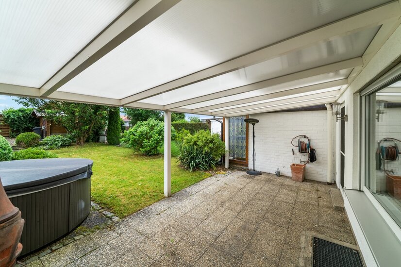 Überdachte Terrasse