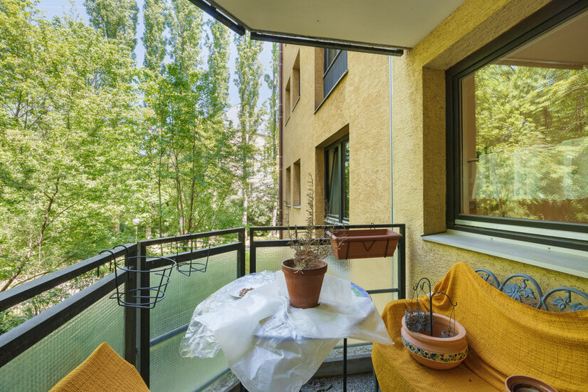 Balkon 1