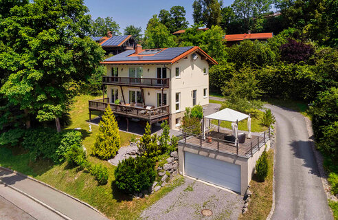 Stilvolles Einfamilienhaus + Einliegerwo...